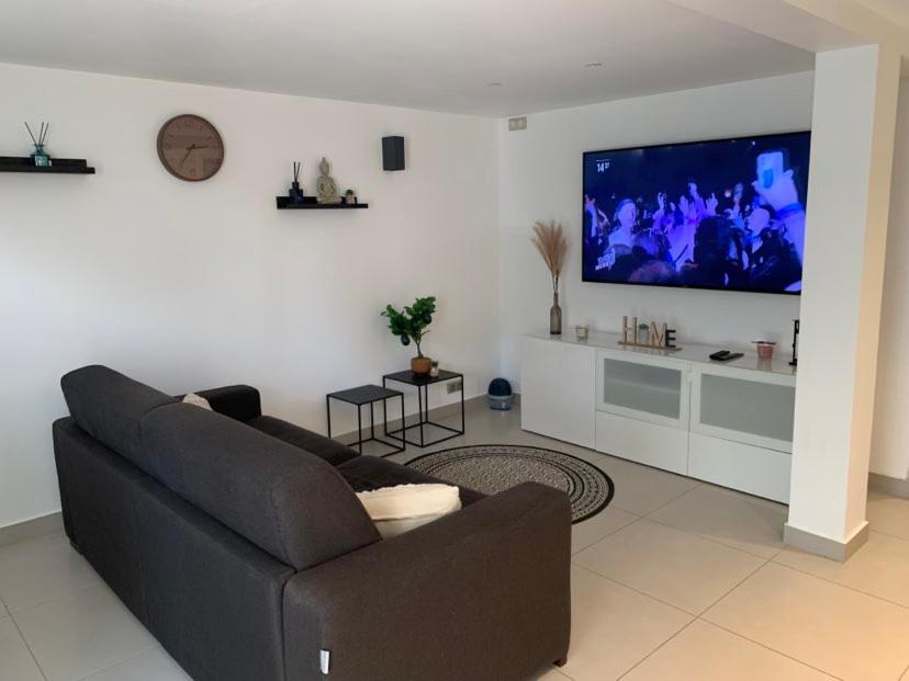 Auberge Appartement Ormesson Sur Marne / Sucy En Brie Екстер'єр фото